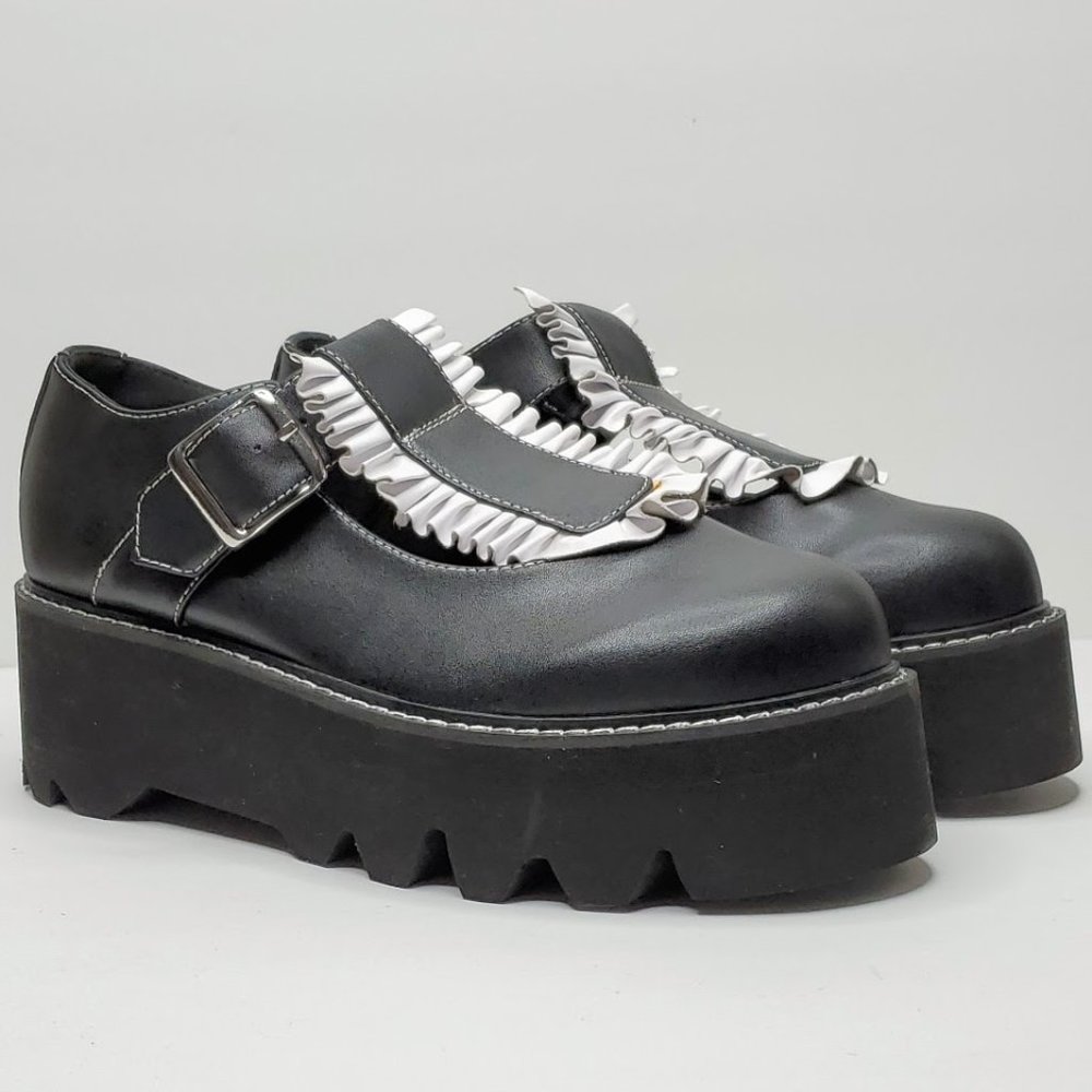 Disturbia Sweet Jane platform shoes size 8